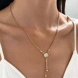 Colar Dourado Vintage com Cristal