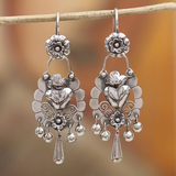 Brincos Pendentes Prateados Vintage Coração e Flor