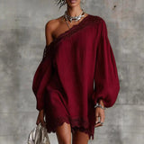 Olivia Vestido Mini de Renda com Ombros à Mostra e Mangas Bufantes