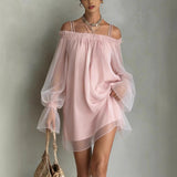 Elisa Vestido Mini de Tule com Ombros à Mostra e Manga Comprida