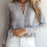 Camisa de Renda Elegante com Decote em V, Botões e Manga Comprida